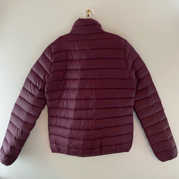 Abercrombie and Fitch Maroon Puffer - Picture 2 of 3